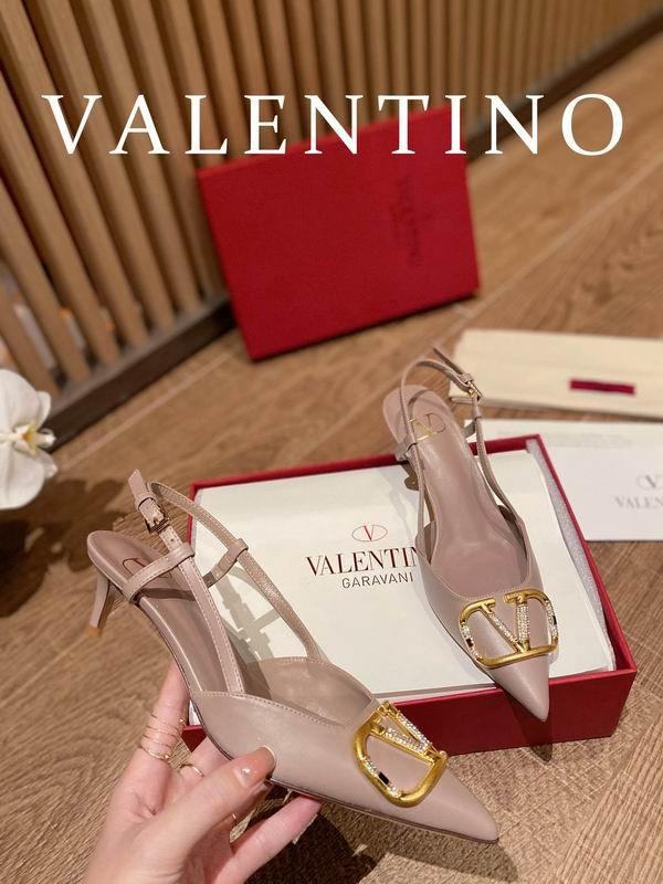 Valentino Women's Shoes 594